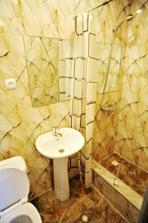 טביליסי Guest House Gege חדר תמונה